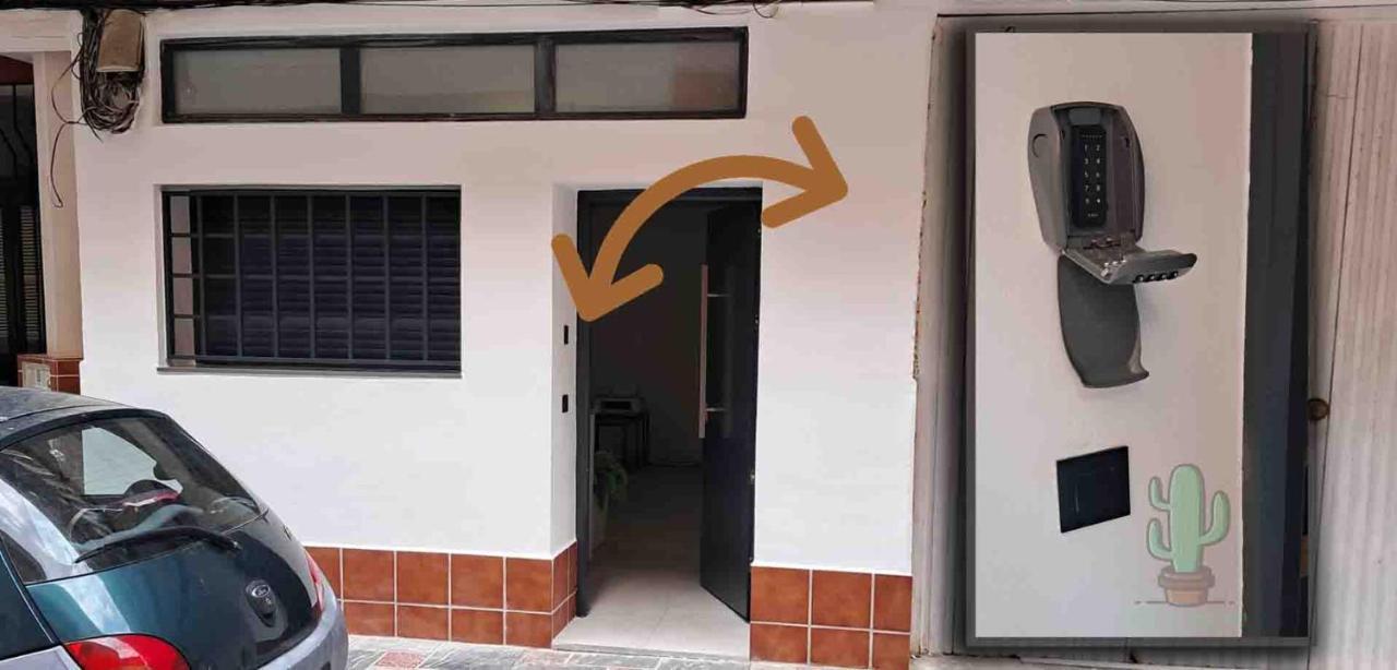 Casa Lola Fuengirola Centro Appartement Buitenkant foto
